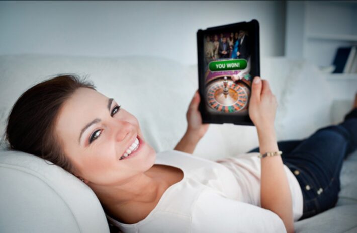Is Playing Online Slot Better Than Offline Slot?